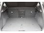 Volvo XC40 Single Motor Extended Range Ultimate 82 kWh | Full Options | Henk Scholten Volvo Geleverd | Lighting Pack | Nubuck/Microtech Interieur | 20-Inch Lichtmetalen Velgen | Panoramadak | Trekhaak | Getint Glas | Stuurverwarming | Stoelverwarming | Harman/Kardon Audio | Elektrisch Verstelbare Stoelen | Dak in Black Stone Zwart | Adaptieve Cruise Control | Pilot Assist | Parkeersensoren Voor & Achter |