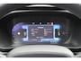 Volvo XC40 Single Motor Extended Range Ultimate 82 kWh | Full Options | Henk Scholten Volvo Geleverd | Lighting Pack | Nubuck/Microtech Interieur | 20-Inch Lichtmetalen Velgen | Panoramadak | Trekhaak | Getint Glas | Stuurverwarming | Stoelverwarming | Harman/Kardon Audio | Elektrisch Verstelbare Stoelen | Dak in Black Stone Zwart | Adaptieve Cruise Control | Pilot Assist | Parkeersensoren Voor & Achter |