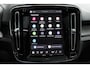 Volvo XC40 Single Motor Extended Range Ultimate 82 kWh | Full Options | Henk Scholten Volvo Geleverd | Lighting Pack | Nubuck/Microtech Interieur | 20-Inch Lichtmetalen Velgen | Panoramadak | Trekhaak | Getint Glas | Stuurverwarming | Stoelverwarming | Harman/Kardon Audio | Elektrisch Verstelbare Stoelen | Dak in Black Stone Zwart | Adaptieve Cruise Control | Pilot Assist | Parkeersensoren Voor & Achter |