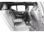 Volvo XC40 Single Motor Extended Range Ultimate 82 kWh | Full Options | Henk Scholten Volvo Geleverd | Lighting Pack | Nubuck/Microtech Interieur | 20-Inch Lichtmetalen Velgen | Panoramadak | Trekhaak | Getint Glas | Stuurverwarming | Stoelverwarming | Harman/Kardon Audio | Elektrisch Verstelbare Stoelen | Dak in Black Stone Zwart | Adaptieve Cruise Control | Pilot Assist | Parkeersensoren Voor & Achter |