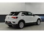 Volkswagen T-Roc 1.5 TSI Sport 150pk / LED / Navi / Clima / Parkpilot / Stoelverwarming