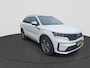 Kia Sorento 1.6 T-GDI Hybrid 2WD DynamicPlusLine 5p. | NL-Auto | Automaat | Navigatie | Camera | Climate Control | Adaptieve Cruise Control | Bose-Geluidssysteem | Stoelverwarming | Lederen Bekleding | Panorama dak | LM-velgen | 1e Eigenaar | Dealer Onderhouden |