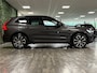 Volvo XC60 T8 AWD Recharge Ultimate Dark | Trekhaak | Head-Up Display | Harman Kardon | 455pk | Adaptieve Cruise Control | Stoelverwarming voor+achter | Stuurwielverwarming | Schuifdak | Full LED Meesturende koplampen | Parkeercamera | Pilot Assist | Standkachel met Volvo On Call App | Elektrische voorstoelen geheugen | Lederen bekleding | Zitting verlenging voorstoelen | Lederen dashboard | 20 Inch | Google Infotainment | Keyless Drive | Elektrisch bedienbare achterklep | DAB Radio | Apple Carplay/Android Auto | Draadloos telefoon opladen | Volvo On Call met mobiele App functie | Platinum Grey Metallic |