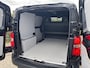 Peugeot e-Expert EV L2 75 kWh Dynamic By Revolve | Betimmering | Camera | Stoelverwarming | Cruise Control | Navi | CLimate | Leder | Sidesteps | LED | Keyless
