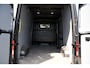 Volkswagen Crafter 35 2.0 TDI L3H3 PB Edition Camera, Cruise, Carplay, LED, Automaat, Sensoren, 140pk, Trekhaak, Multimedia, Uniek!