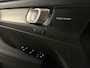 Volvo XC40 B4 Plus Dark | Trekhaak | Harman Kardon | All Season banden | Bestuurdersstoel elektrisch geheugen | Adaptieve Cruise Control | Stoel en Stuurwielverwarming | Google Infotainment | Parkeercamera | Pilot Assist | BLIS Dode Hoek Detectie | Keyless Drive | Parkeersensoren voor+achter | Passagiersstoel elektrisch | Elektrisch bedienbare achterklep | 19 Inch | Zitting verlenging voorstoelen | DAB Radio | Apple Carplay/Android Auto | Draadloos telefoon opladen | Volvo On Call met mobiele App functie | Silver Dawn Metallic |