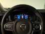 Volvo XC60 T6 AWD Recharge Bright | Adaptieve Cruise Control | Stoelverwarming voor+achter | Stuurwielverwarming | Standkachel met Volvo On Call App | Full LED Meesturende koplampen | Pilot Assist | BLIS Dode Hoek Detectie | Elektrische voorstoelen geheugen | Lederen bekleding | Zitting verlenging voorstoelen | Schuifdak | Parkeercamera | Google Infotainment | 18Inch | Keyless Drive | Parkeersensoren voor+achter | Privacy Glass | DAB Radio | Apple Carplay/Android Auto | Draadloos telefoon opladen | Volvo On Call met mobiele App functie | Platinum Grey Metallic |