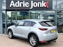 Mazda CX-5 2.0 SkyActiv-G 165 Comfort AUTOMAAT | TREKHAAK | NED.AUTO | DEALER ONDERHOUDEN | APPLE CARPLAY/ANDROID AUTO | STOEL- en STUURVERWARMING | FULL MAPP NAVIGATIE | 19"LM VELGEN |