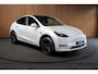 Tesla Model Y SOH: 95,8% Navi 360° Leer ACC Autopilot PDC Elektr. achterklep Stoelverwarmimg voor en achter Stuurverwarming Optie: Full Self-Driving Capability BTW auto