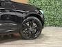Volvo XC60 T6 AWD Recharge Plus Black Edition | Trekhaak | 360 Camera | Harman Kardon | Adaptieve Cruise Control | Stoelverwarming voor+achter | Stuurwielverwarming | Pilot Assist | BLIS Dode Hoek Detectie | Elektrische voorstoelen geheugen | R-Design Contour stoelen met wit stiksel en bies | Zitting verlenging voorstoelen | Schuifdak | Google Infotainment | 21 Inch | Keyless Drive | Parkeersensoren voor+achter | Privacy Glass | DAB Radio | Apple Carplay/Android Auto | Draadloos telefoon opladen | Volvo On Call met mobiele App functie | Onyx Black Metallic |