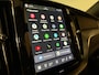 Volvo XC60 T6 AWD Recharge Plus Black Edition | Trekhaak | 360 Camera | Harman Kardon | Adaptieve Cruise Control | Stoelverwarming voor+achter | Stuurwielverwarming | Pilot Assist | BLIS Dode Hoek Detectie | Elektrische voorstoelen geheugen | R-Design Contour stoelen met wit stiksel en bies | Zitting verlenging voorstoelen | Schuifdak | Google Infotainment | 21 Inch | Keyless Drive | Parkeersensoren voor+achter | Privacy Glass | DAB Radio | Apple Carplay/Android Auto | Draadloos telefoon opladen | Volvo On Call met mobiele App functie | Onyx Black Metallic |
