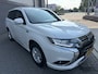 Mitsubishi Outlander 2.4 PHEV Pure*1eEigenaar*Camera*StoelVerwarm*Velgen*Climat-Airco*Cruise