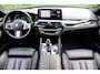 BMW 5-Serie 520i Business Edition Plus | NL-AUTO! | 1E EIGENAAR! | M-SPORT | CAMERA | CRUISE | STOELVERWARMING | ELEKTR. STOEL INCL. MEMORY | LEDER | ELEKTR. STUUR