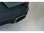 Porsche Cayenne Coupé E-Hybrid l PTS Malachite Green l Porsche Exclusive interieur