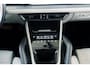 Porsche Cayenne Coupé E-Hybrid l PTS Malachite Green l Porsche Exclusive interieur