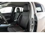 Jeep Avenger 1.2 e-Hybrid Summit | Navigatie | Camera | Keyless | Elektrische Achterklep | Stoelverwarming | Verwarmd voorraam | Apple Carplay & Android Auto |
