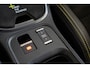Abarth 600e Scorpionissima 54 kWh | SOH 97% | Tot 8 Jaar Garantie | Winter Pack | Sound Pack | 20 Inch Lichtmetalen velgen | Camera | Navigatie | Parkeersensoren |