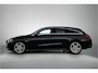 Mercedes-Benz CLA Shooting Brake 180 AMG Line | CarPlay | DAB | LED Verlichting | Parkeerpakket met achteruitrijcamera | Inclusief 24 maanden Mercedes-Benz Certified garantie voor Europa.
