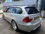 BMW 3-Serie Touring 320i Business Line | Clima | Cruise | Navi | Automaat