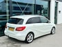 Mercedes-Benz B-klasse 180 CDI | Bi-Xenon | Leder | 18" L.M. | Trekhaak |