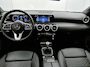Mercedes-Benz A-klasse 180 Business Solution | Panoramadak | Led koplampen | Stoelverwarming | Parkeerpakket met achteruitrijcamera. Inclusief 24 maanden MB Certified garantie voor Europa.
