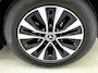 Mercedes-Benz A-klasse 180 Business Solution | Panoramadak | Led koplampen | Stoelverwarming | Parkeerpakket met achteruitrijcamera. Inclusief 24 maanden MB Certified garantie voor Europa.