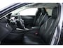 Peugeot 308 1.2 96 kW PureTech Allure Navi / Cruisecontrol / CarPlay / LED