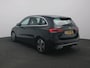 Mercedes-Benz B-klasse 180 Business Solution Luxury Ledkoplampen | Parkeerpakket met achteruitrijcamera | Sfeerverlichting | Easy-Pack achterklep | Stoelverwarming. Inclusief 24 maanden MB Certified garantie voor Europa.