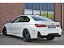 BMW 3-Serie 330e xDrive M-Sport Pro Pano M-zetels ACC HUD 19inch El-klep