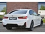 BMW 3-Serie 330e xDrive M-Sport Pro Pano M-zetels ACC HUD 19inch El-klep