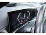 BMW 3-Serie 330e xDrive M-Sport Pro Pano M-zetels ACC HUD 19inch El-klep