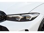 BMW 3-Serie 330e xDrive M-Sport Pro Pano M-zetels ACC HUD 19inch El-klep
