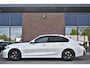 BMW 3-Serie 330e xDrive M-Sport Pro Pano M-zetels ACC HUD 19inch El-klep