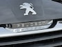 Peugeot 108 1.0 e-VTi Première 5 Deurs | Airco | Leder Int | Navigatie | Camera | Stoel Verwarming | Cruise Control | Zeer Compleet!