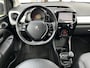 Peugeot 108 1.0 e-VTi Première 5 Deurs | Airco | Leder Int | Navigatie | Camera | Stoel Verwarming | Cruise Control | Zeer Compleet!