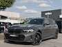 BMW 3-Serie Touring 330e xDrive 292pk M-Sport+Pro Schaalstoelen Dravit Pano Trekhaak 19-inch