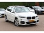 BMW X1 xDrive20i High Exe. M Sport 70.615 km! / Panoramadak / Camera / Head-up / Leder / Navigatie / 18'' / Stuur+Stoelverwarming / Cruise Control
