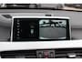 BMW X1 xDrive20i High Exe. M Sport 70.615 km! / Panoramadak / Camera / Head-up / Leder / Navigatie / 18'' / Stuur+Stoelverwarming / Cruise Control