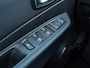 Renault Captur 0.9 TCe Intens 90pk (2017) | Navi Full-Map | CarPlay | Dodehoekdetectie | Parkeerassistent | LED | Two-tone