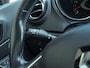 Renault Captur 0.9 TCe Intens 90pk (2017) | Navi Full-Map | CarPlay | Dodehoekdetectie | Parkeerassistent | LED | Two-tone