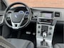 Volvo V60 1.6 T3 R-DESIGN | NL-AUTO! | DEALER OH! | NAVI!