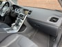 Volvo V60 1.6 T3 R-DESIGN | NL-AUTO! | DEALER OH! | NAVI!