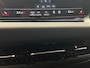 Audi Q6 e-tron S-Edition 252PK 83 kWh | Privacy-Glas | 20-Inch | Comfort-Pakket | Sportstoelen | Stuurwiel-Verwarming | Stoelverwarming Voor + Achter |