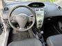Toyota Yaris 1.0 VVTi Terra | Elekt. Ramen | Radio / CD | Stuurbekrachtiging | APK tot 30-09-2027!