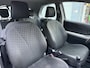 Toyota Yaris 1.0 VVTi Terra | Elekt. Ramen | Radio / CD | Stuurbekrachtiging | Nieuwe APK!