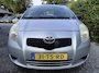 Toyota Yaris 1.0 VVTi Terra | Elekt. Ramen | Radio / CD | Stuurbekrachtiging | APK tot 30-09-2027!
