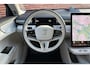 Volvo ES90 Single Motor Extended Range Ultra 92 kWh Luchtvering | Elektrochromatisch panoramadak | Geventileerde voor- en achterstoelen | Bowers & Wilkins | Pilot assist | 22 inch. lichtmetalen velgen | Stoel- /stuurwielverwarming | Verwarmde achterbank