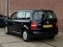 Volkswagen Touran 1.6-16V FSI Highline |Clima |CruiseC |Nieuwe APK