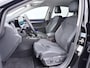 Volkswagen Golf 1.5 eHybrid Style | Camera | Side Assist | ERGO Stoel | ACC | 17'' |