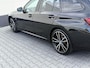 BMW 3-Serie Touring 330e M-Sport High Executive | Panoramadak | Drive Assist Prof | Head up | Trekhaak